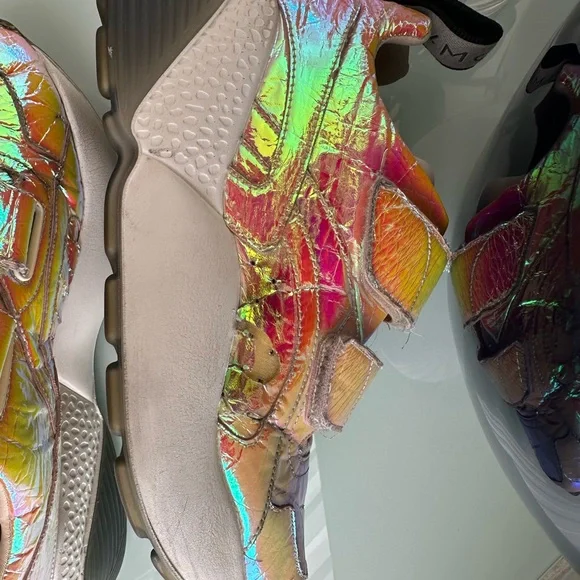Stella McCartney Iridescent iridescent sneakers woman’s size 6 1/2 - 7 - Picture 7 of 16